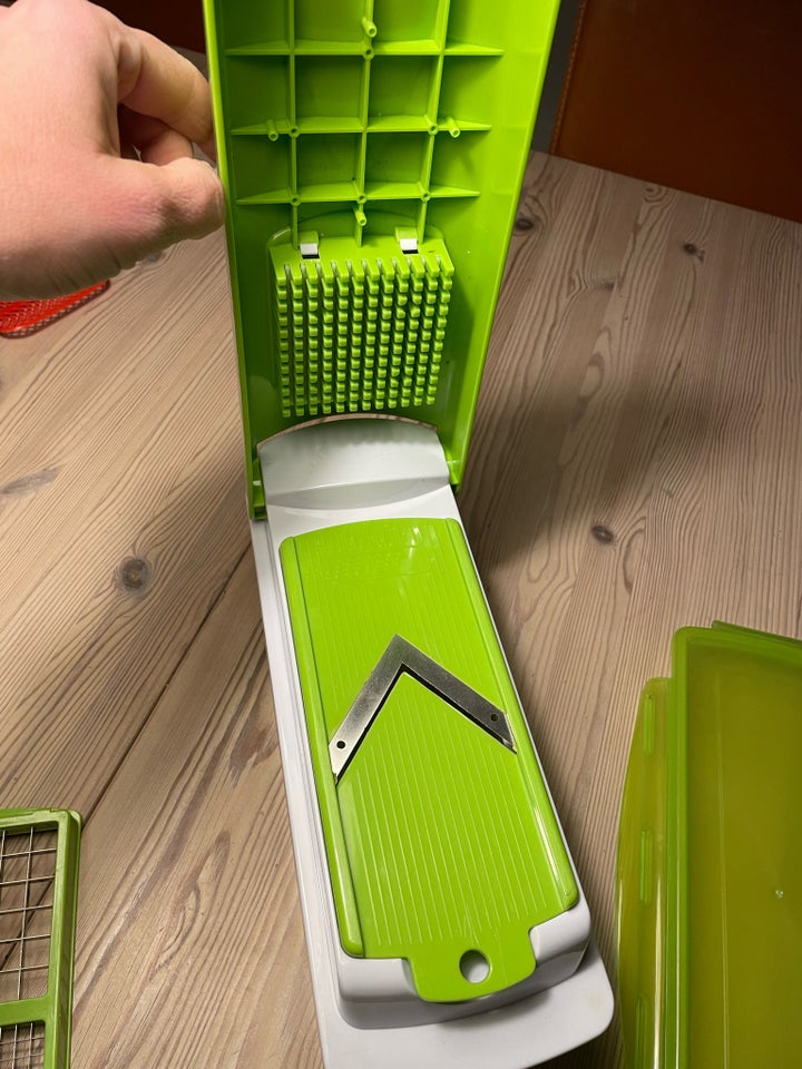 Nicer Dicer, Nicer dicer hakker.