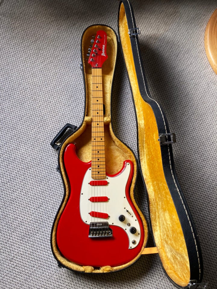 Elguitar, Ibanez RS-135