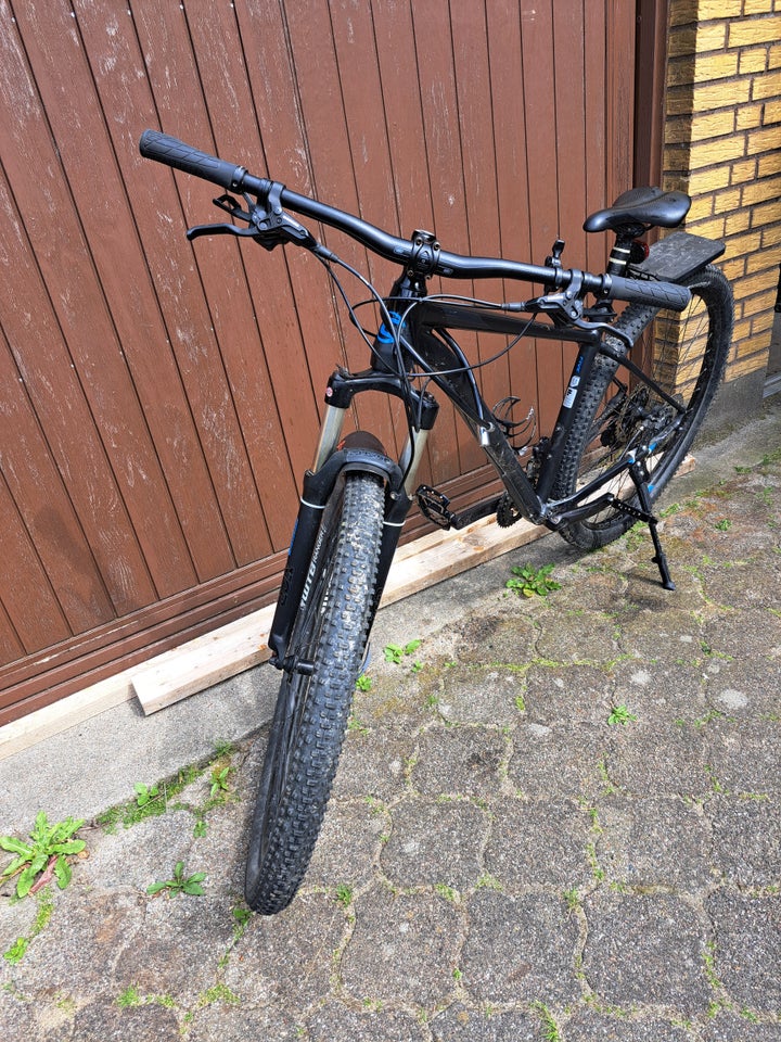 Cannondale Trail 5 hardtail 275