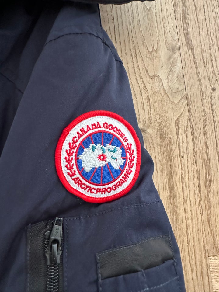 Vinterjakke, str. 42, Canada Goose