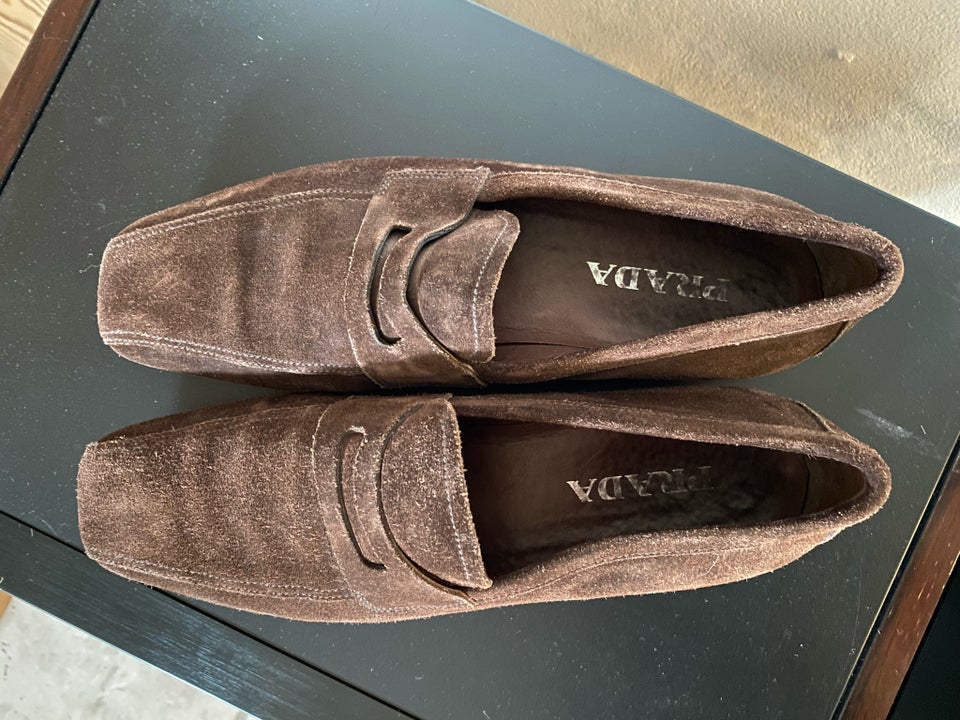 Loafers, Prada, str. 42