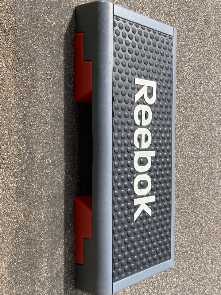 Stepkasse, Hård plast, Reebok