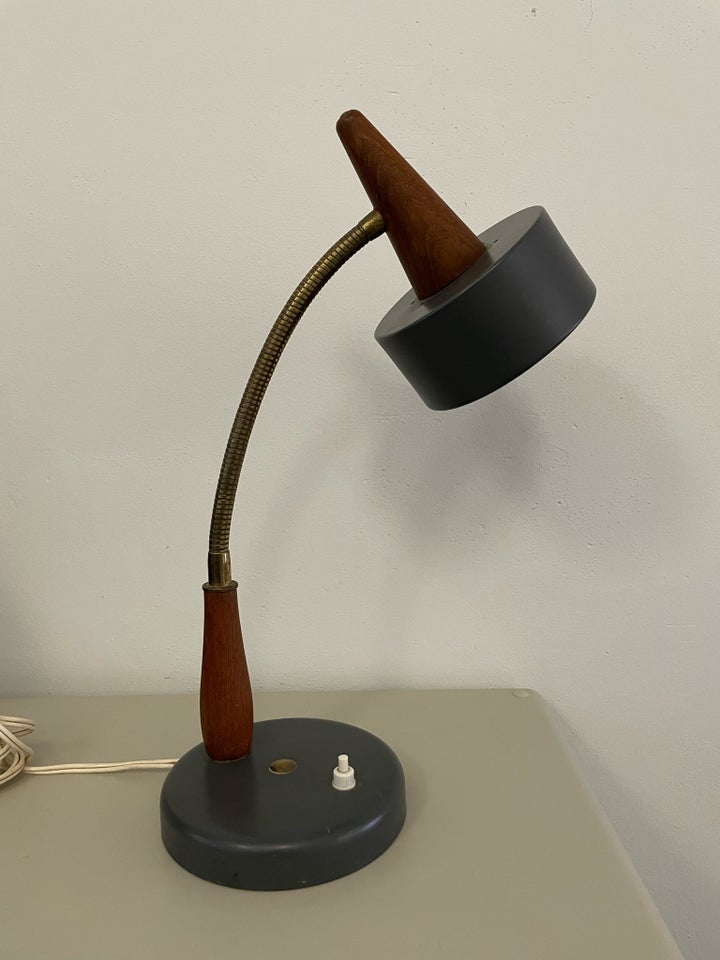 Lyfa bordlampe