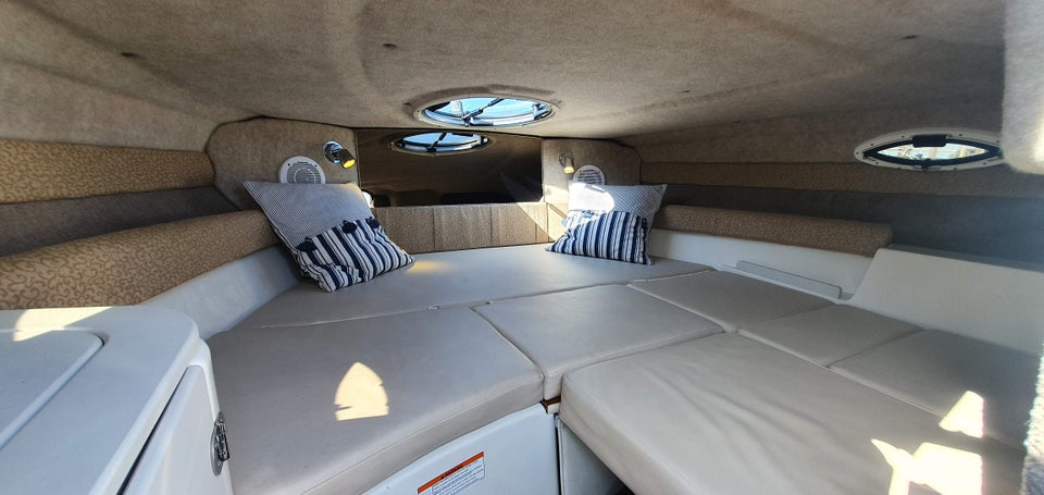 Stingray 215 CR Daycruiser årg