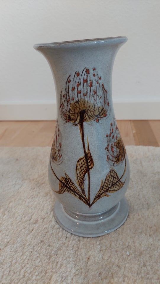 Vase, W GERMANY, motiv: Model nr.