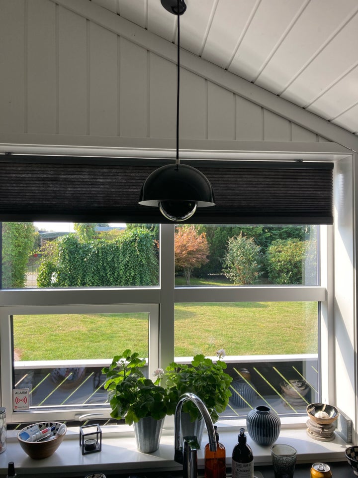 Anden loftslampe, Verner Panton