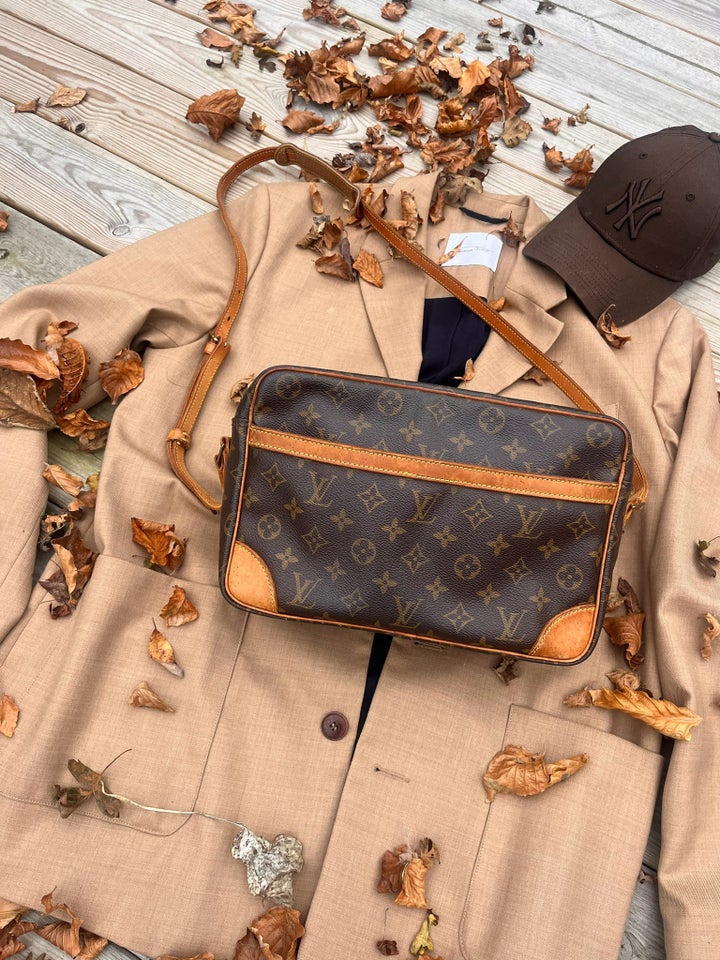 Crossbody, Louis Vuitton