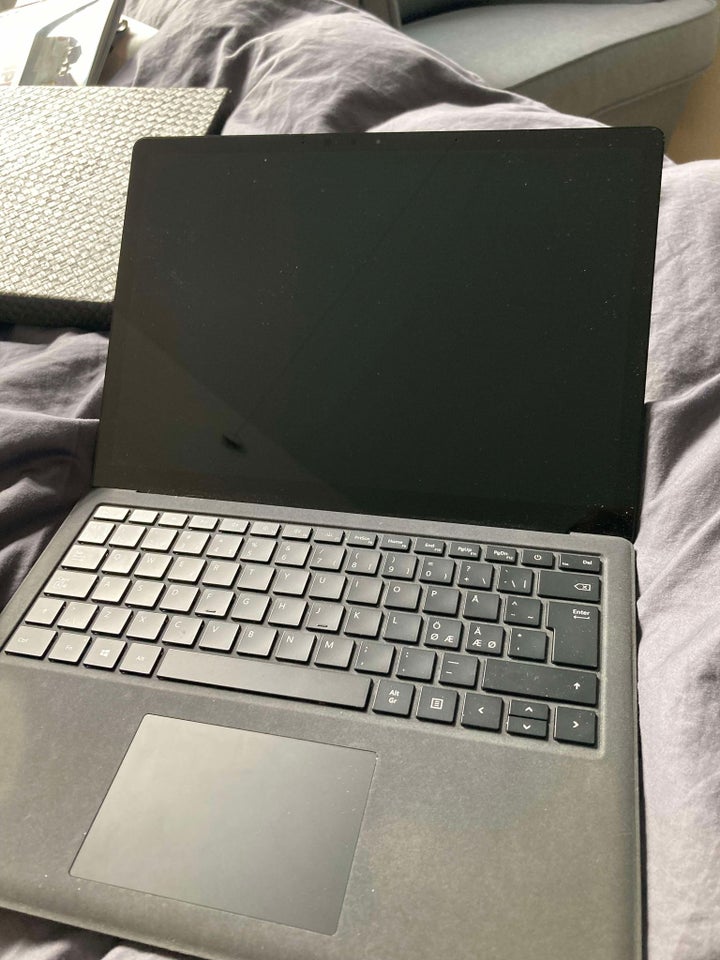 Microsoft Surface Laptop 2, i5 GHz,