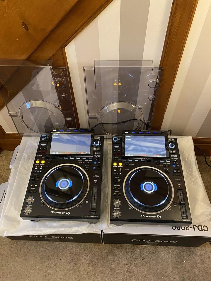 2 x (par) Pioneer Dj CDJ3000