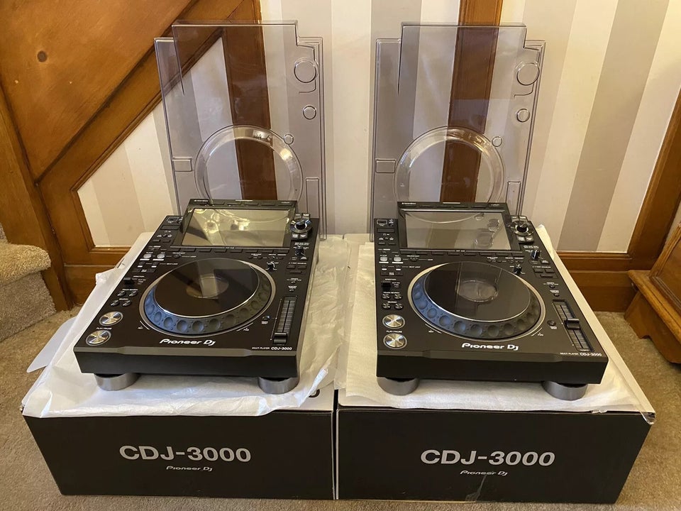 2 x (par) Pioneer Dj CDJ3000