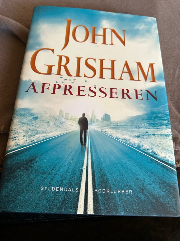 Afpresseren, John Grisham, anden