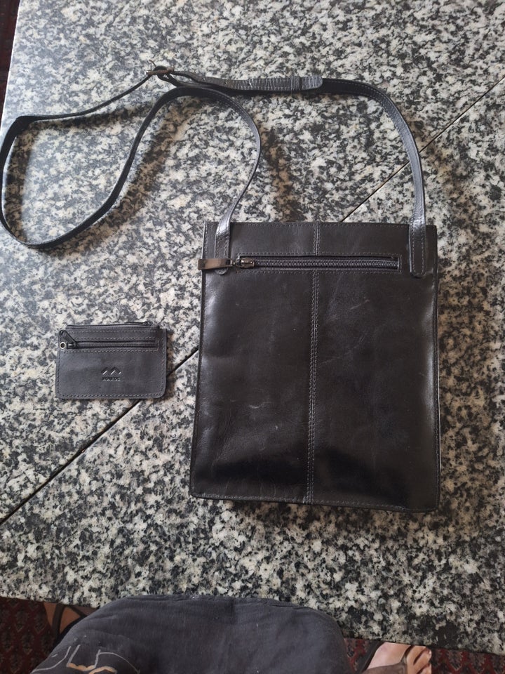 Crossbody, andet mærke, skind