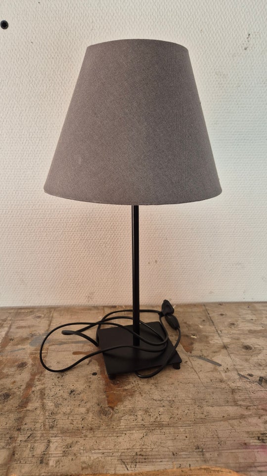 Skrivebordslampe Ikea