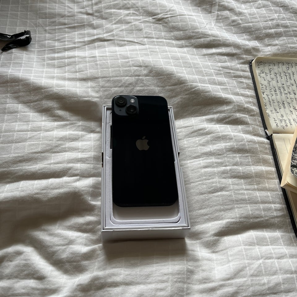 iPhone 14 128 GB sort