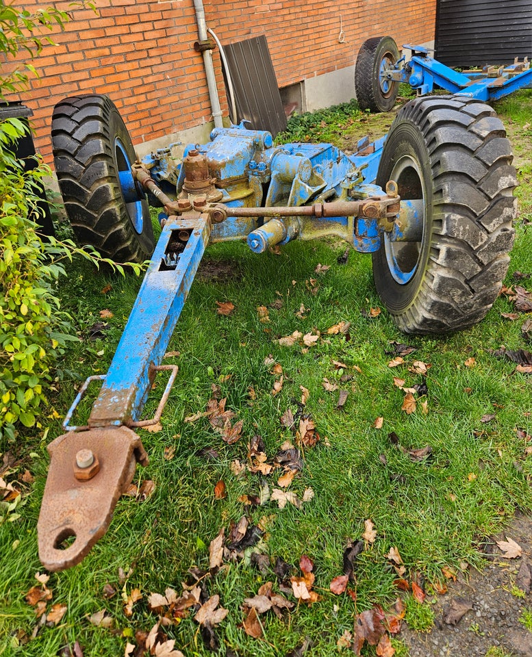 Længde 7.5 meter. Max 15 tons