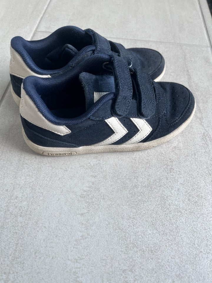 Sneakers, str. 30, Hummel