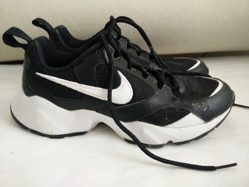 Sneakers, str. 41, Nike