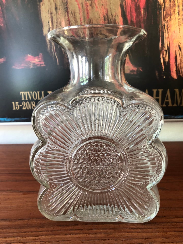 Vase Vase  Tamara Aladin for