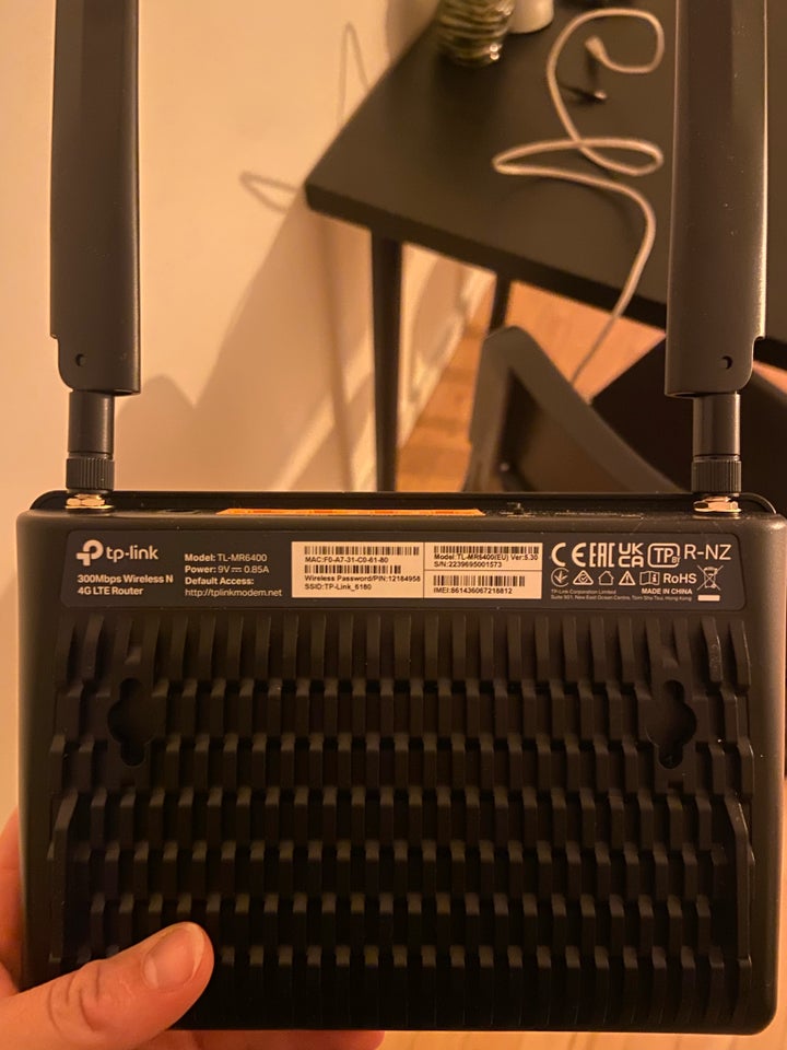 Router, wireless, TP-link