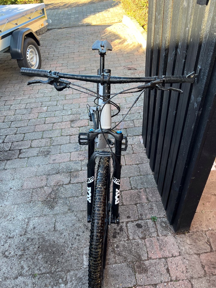 Orbea H30, full suspension, 12 gear