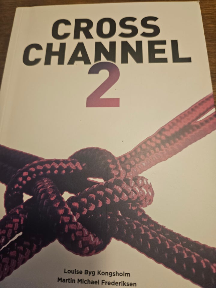 Cross channel 2, Louise Byg