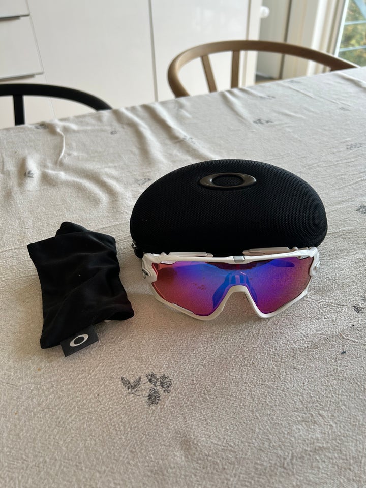 Solbriller herre, Oakley