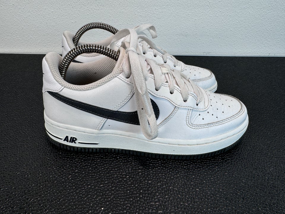 Sneakers, str. 36,5, NIke Air force