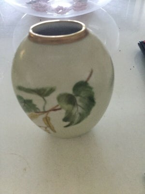 Porcelæn Vase håndmalet fra 1970