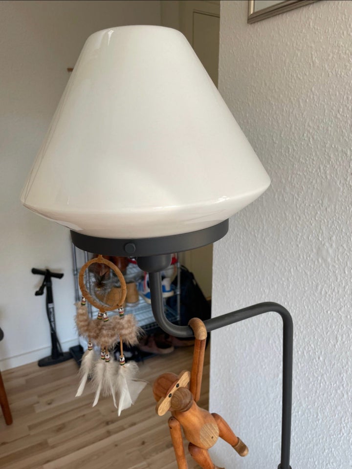 Gulvlampe IKEA