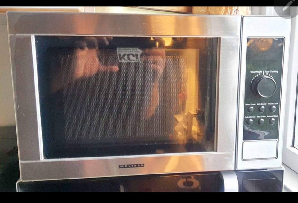 Microwave Melissa