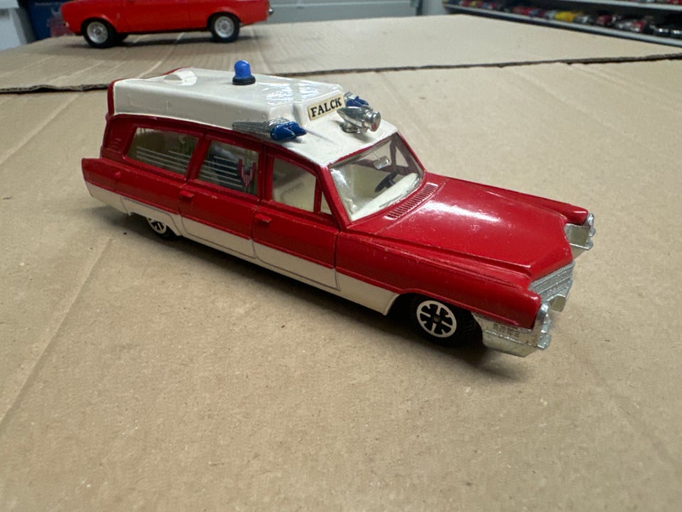 Modelbil, Cadillac Rescuer Falck