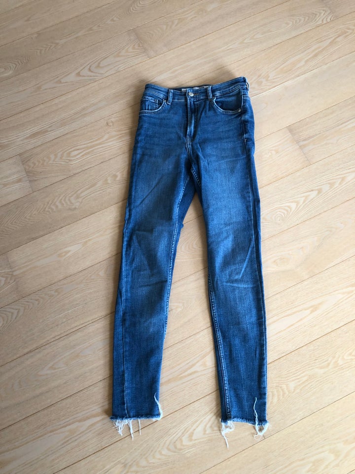 Jeans, Denim bershka, str. 38