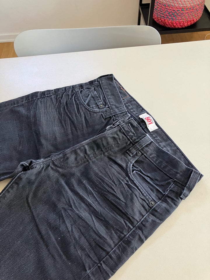 Jeans Levis 501 str 30