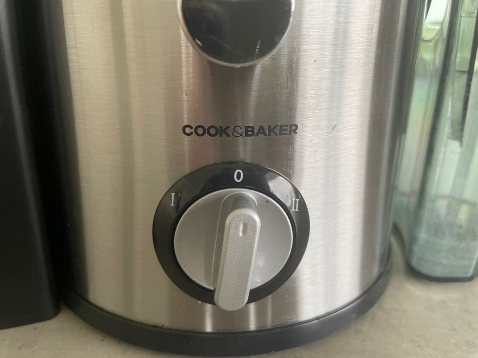 Juice presser  Cook  Baker