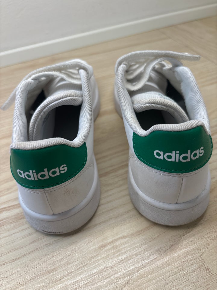 Sneakers, str. 35, Adidas