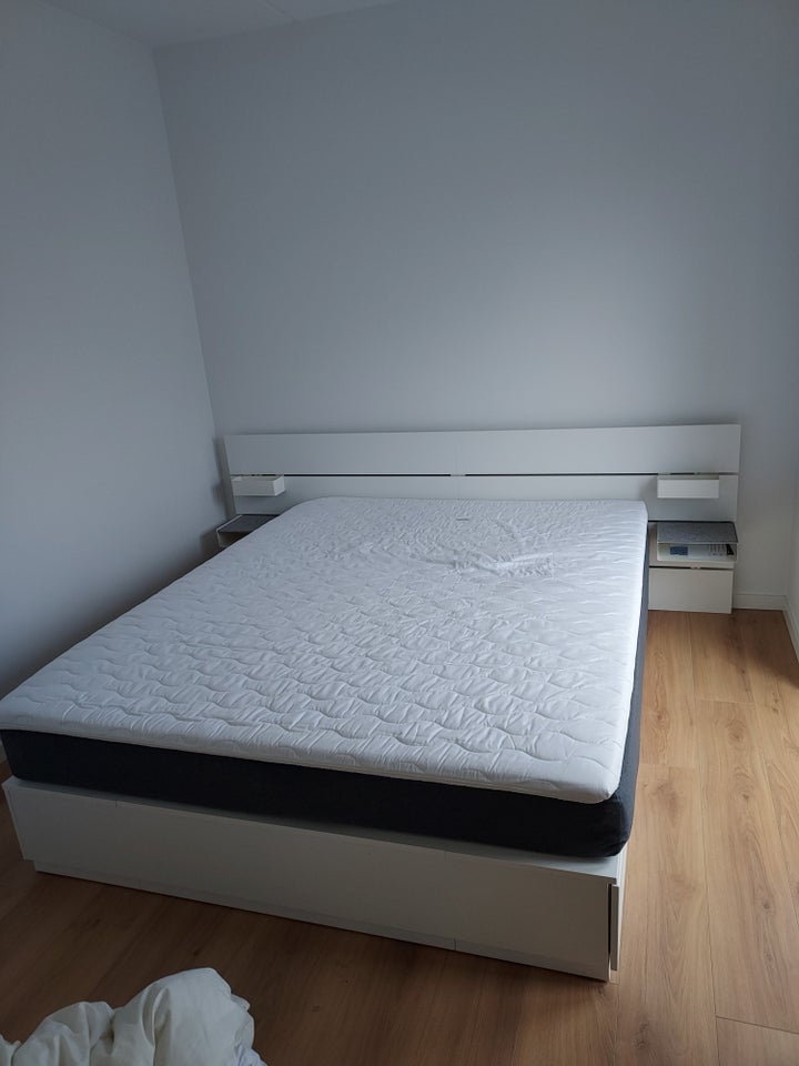 1½ seng, Ikea Nordli, b: 160 l: 200