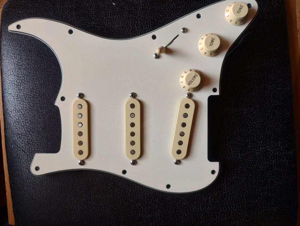 Stratocaster komplet slagplade