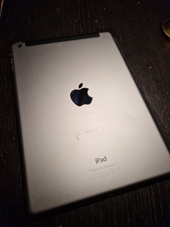 iPad Air, 16 GB, God