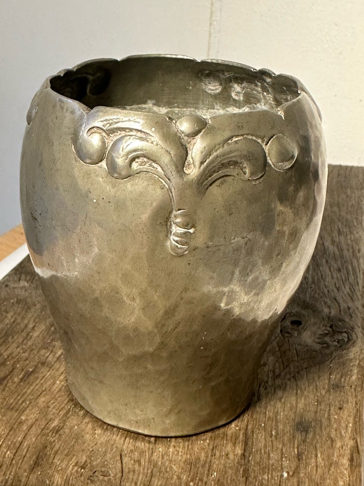 Tin Vase Artdeco