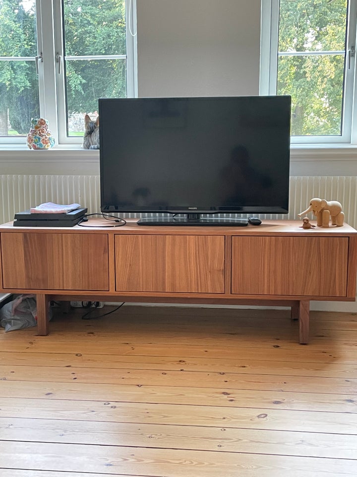 Tv bord, Ikea , b: 39 l: 160 h: 42