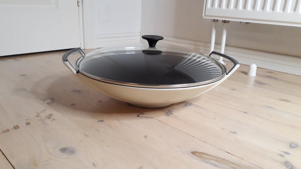 Wok, Le Creuset