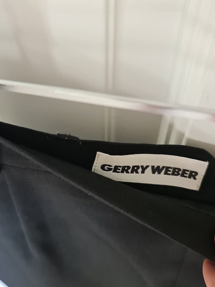 Nederdel, str. 40, Gerry Weber - uld