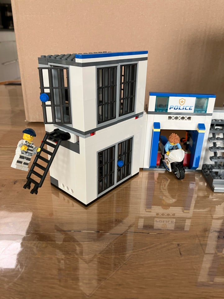 Lego City, Politistation