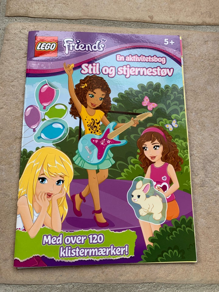 Lego Friends aktivitetsbog stil og