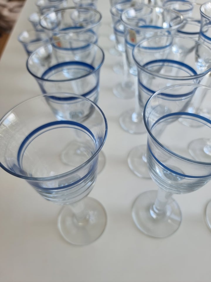 Glas, Blå Klokke samling af Ole