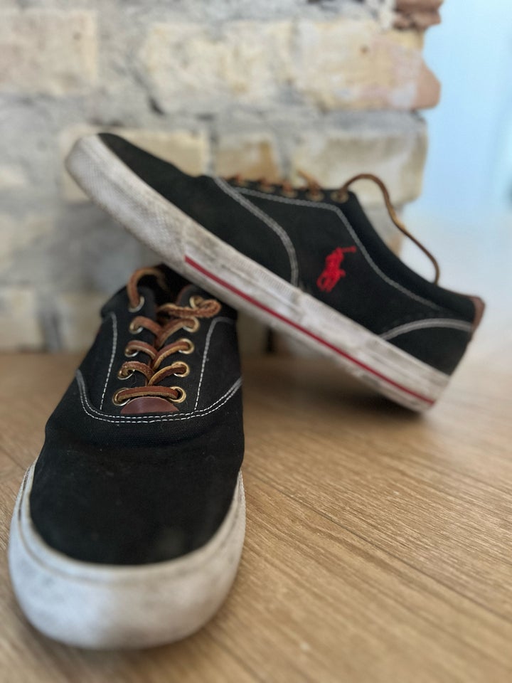 Sneakers Ralph Lauren str 43