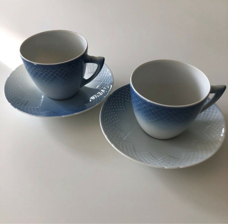 Porcelæn, 2 kaffekopper med