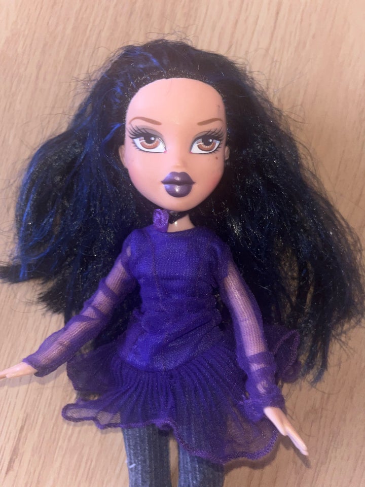 Bratz, Midnight Dance Yasmin