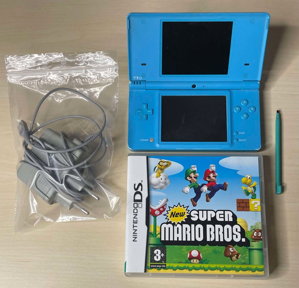 Nintendo DSI, Blue