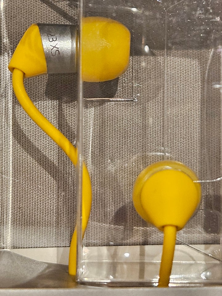 in-ear hovedtelefoner, AKG, K323